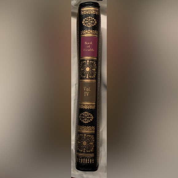 Book of Wealth wallet. - Picture 5 of 5